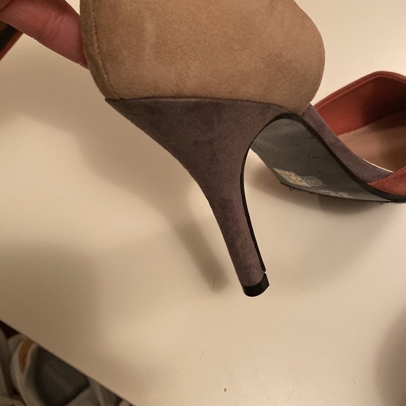 Chinese Laundry Shoes - Picture 4 of 6